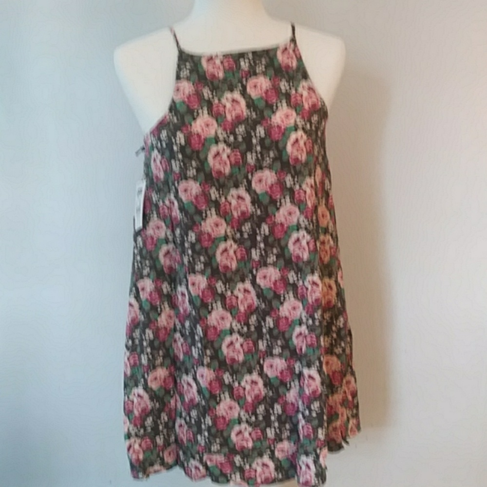 🌸NWT! VANS Pink Womens floral print dress
